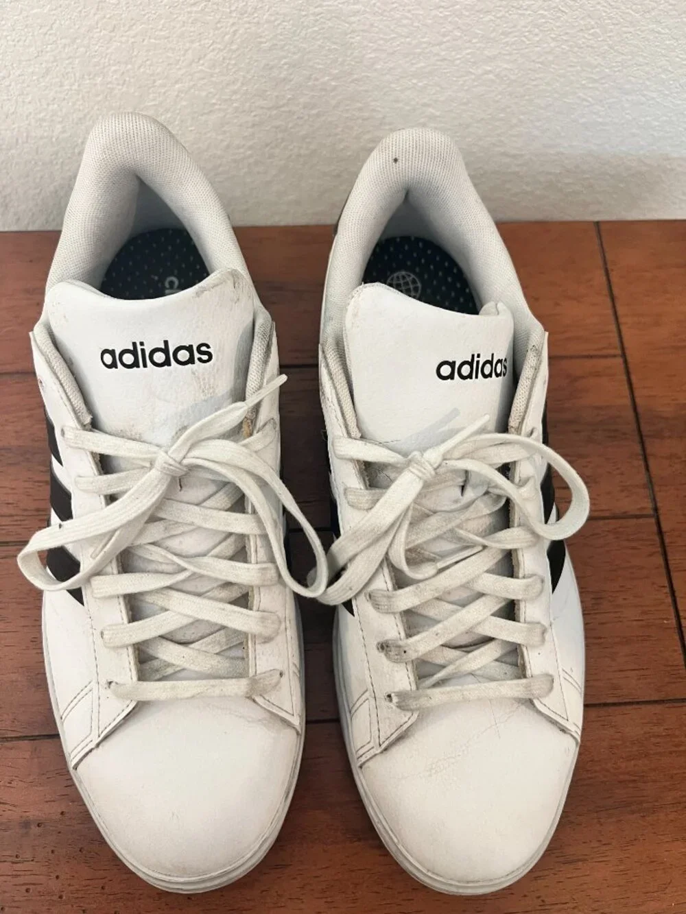 Adidas Men's Grand Court Sneakers White with Black Stripes size 11